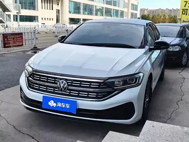 Sagitar 2025 facelift 200TSI DSG flyover version